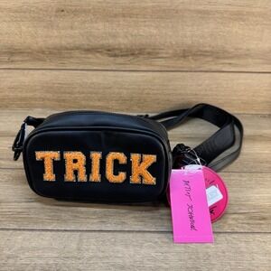 NWT‎ Betsey Johnson Halloween Trick Or Treat Camera Crossbody Bag Black Women's